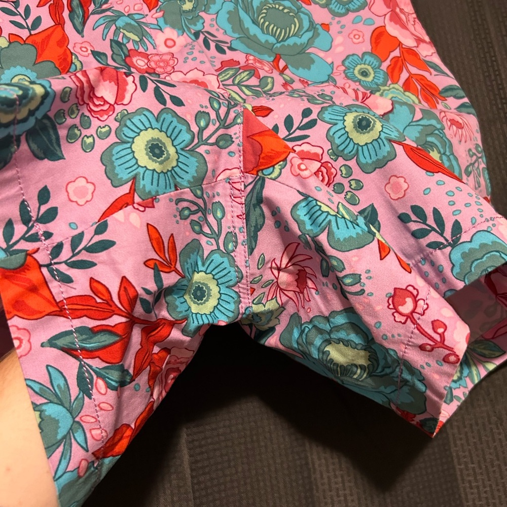 Talbots Relaxed Chino Shorts Floral Sketched Blooms Women’s Petites Size 16P 6” - Picture 8 of 12